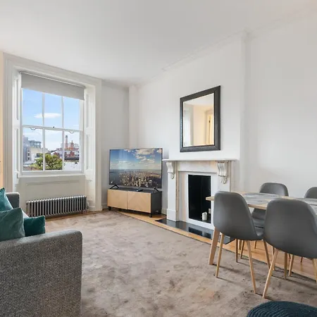 Heavenly Stays, Knightsbridge, Stylish 2-Bd Escape London Exterior photo